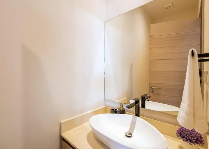 Сasa de vacaciones Bright Coastal With Ocean-view Balcony, Gym, Pools, Bbq & Kid's Park Cabo San Lucas